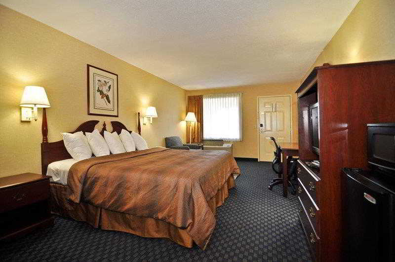 Quality Inn Ashburn Bagian luar foto
