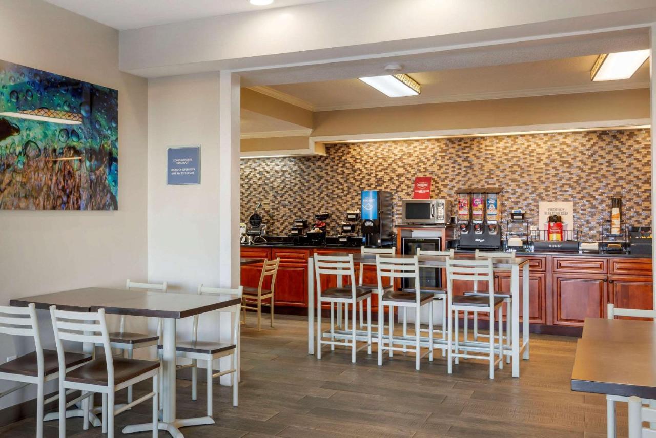 Quality Inn Ashburn Bagian luar foto