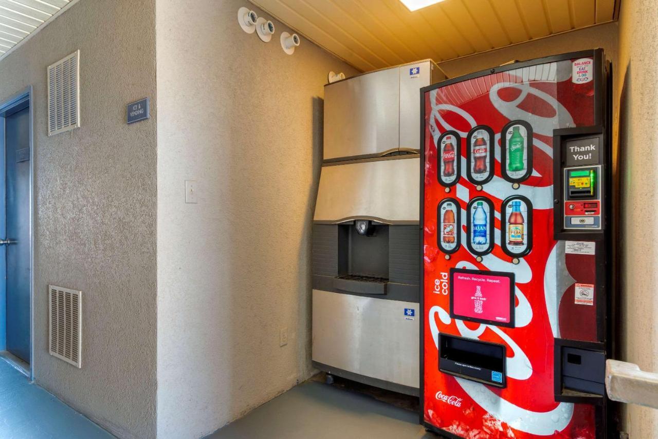Quality Inn Ashburn Bagian luar foto