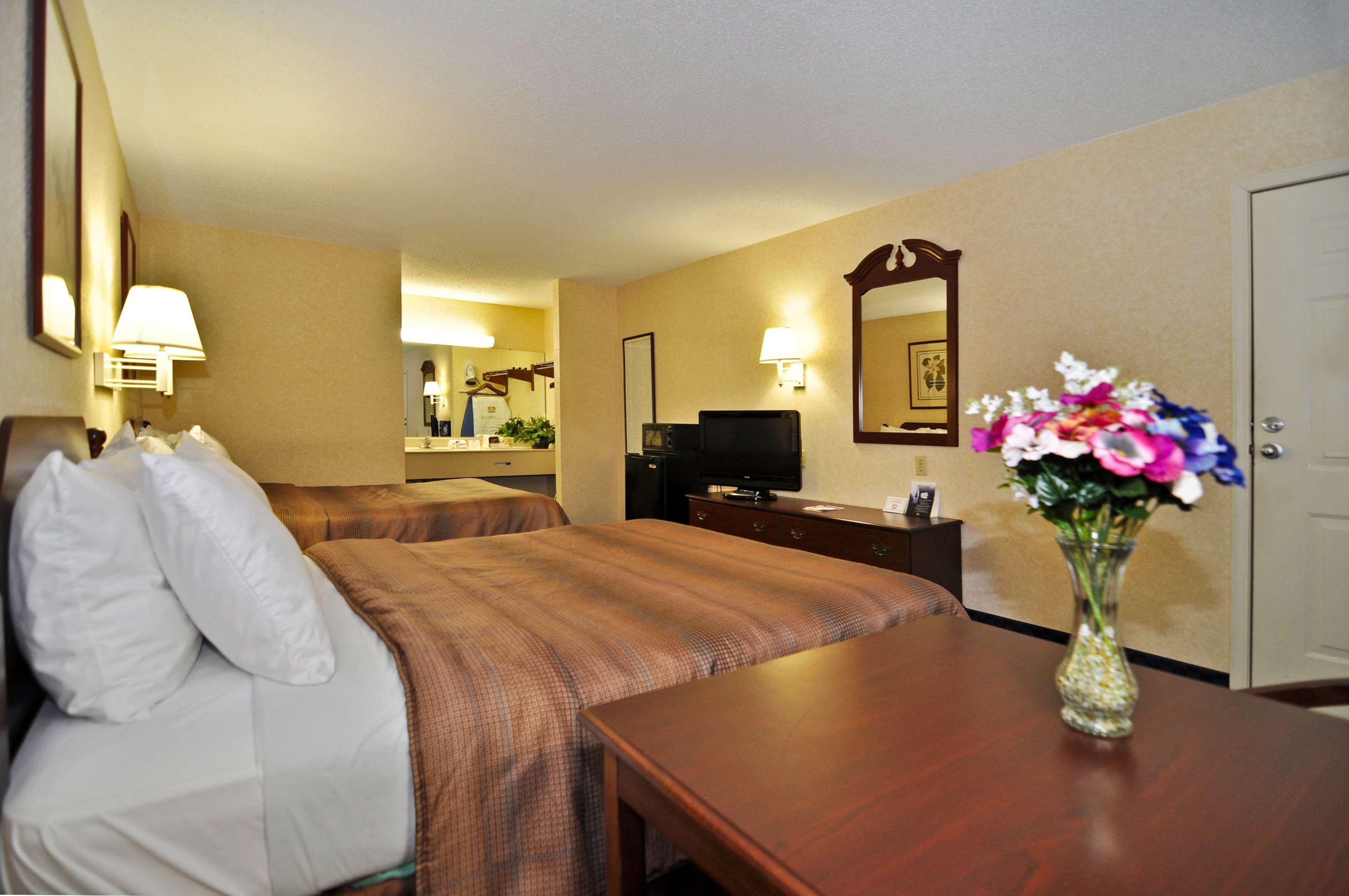 Quality Inn Ashburn Bagian luar foto