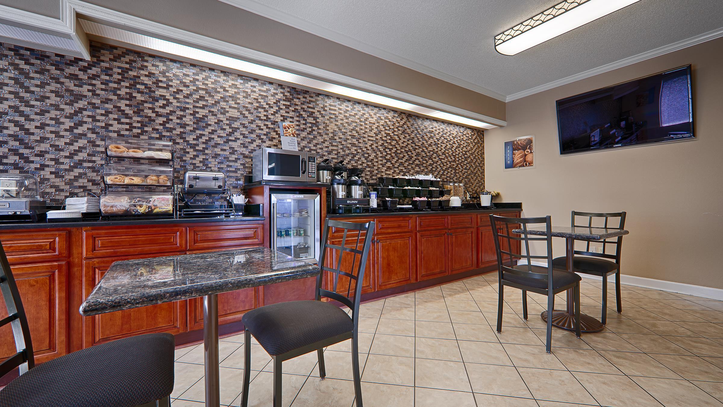 Quality Inn Ashburn Bagian luar foto