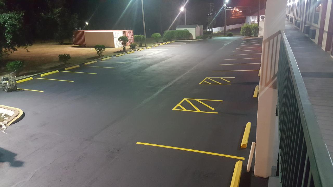 Quality Inn Ashburn Bagian luar foto