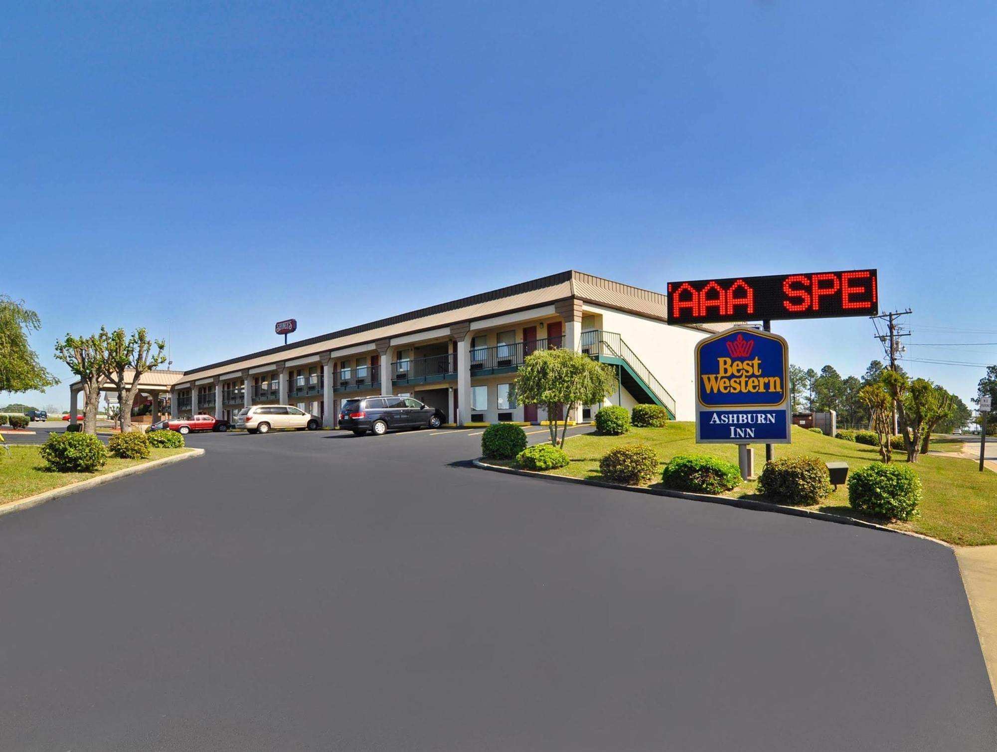 Quality Inn Ashburn Bagian luar foto