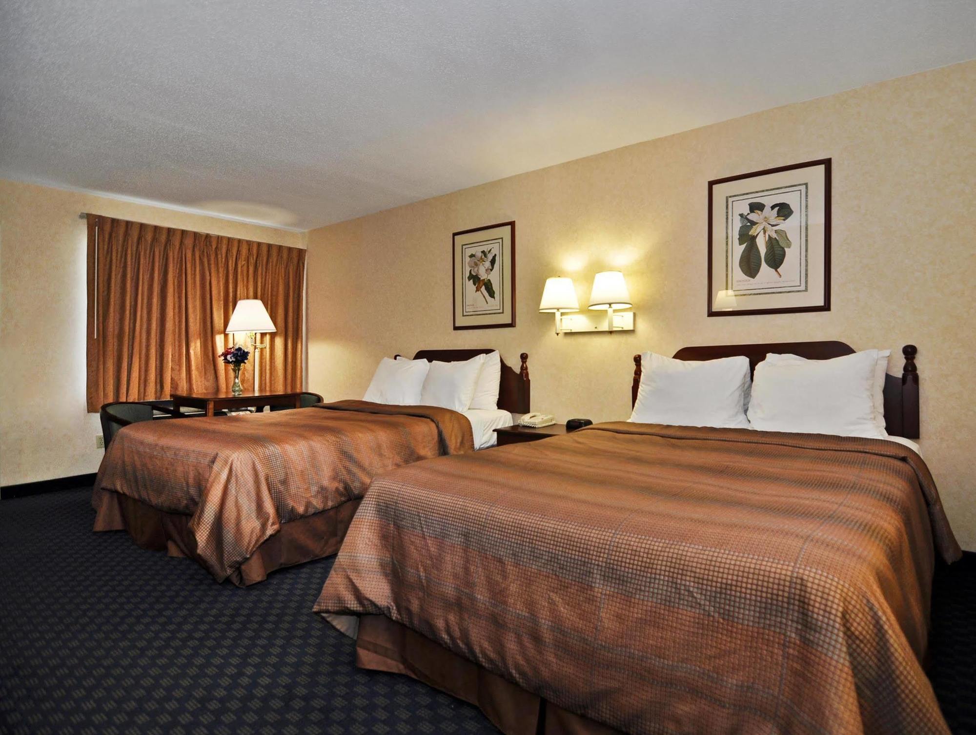 Quality Inn Ashburn Bagian luar foto